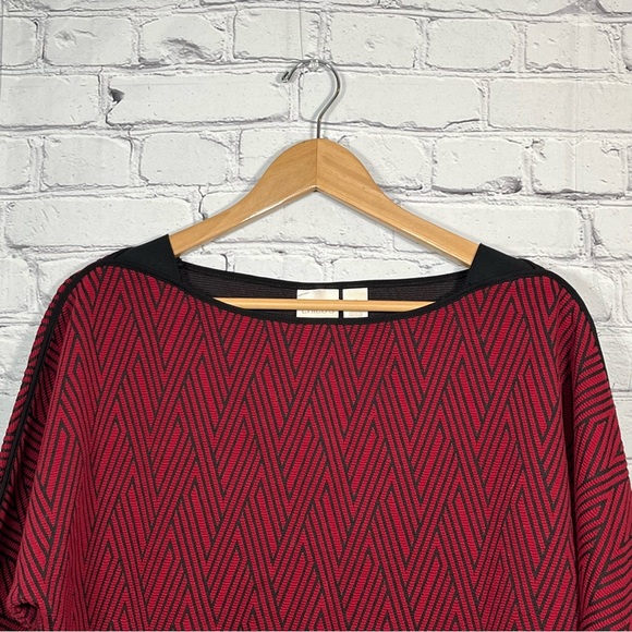 Chico’s Red Black Diamond 3/4 Sleeve Stretchy Top Womens Size 1 Boat Neck - Picture 2 of 13